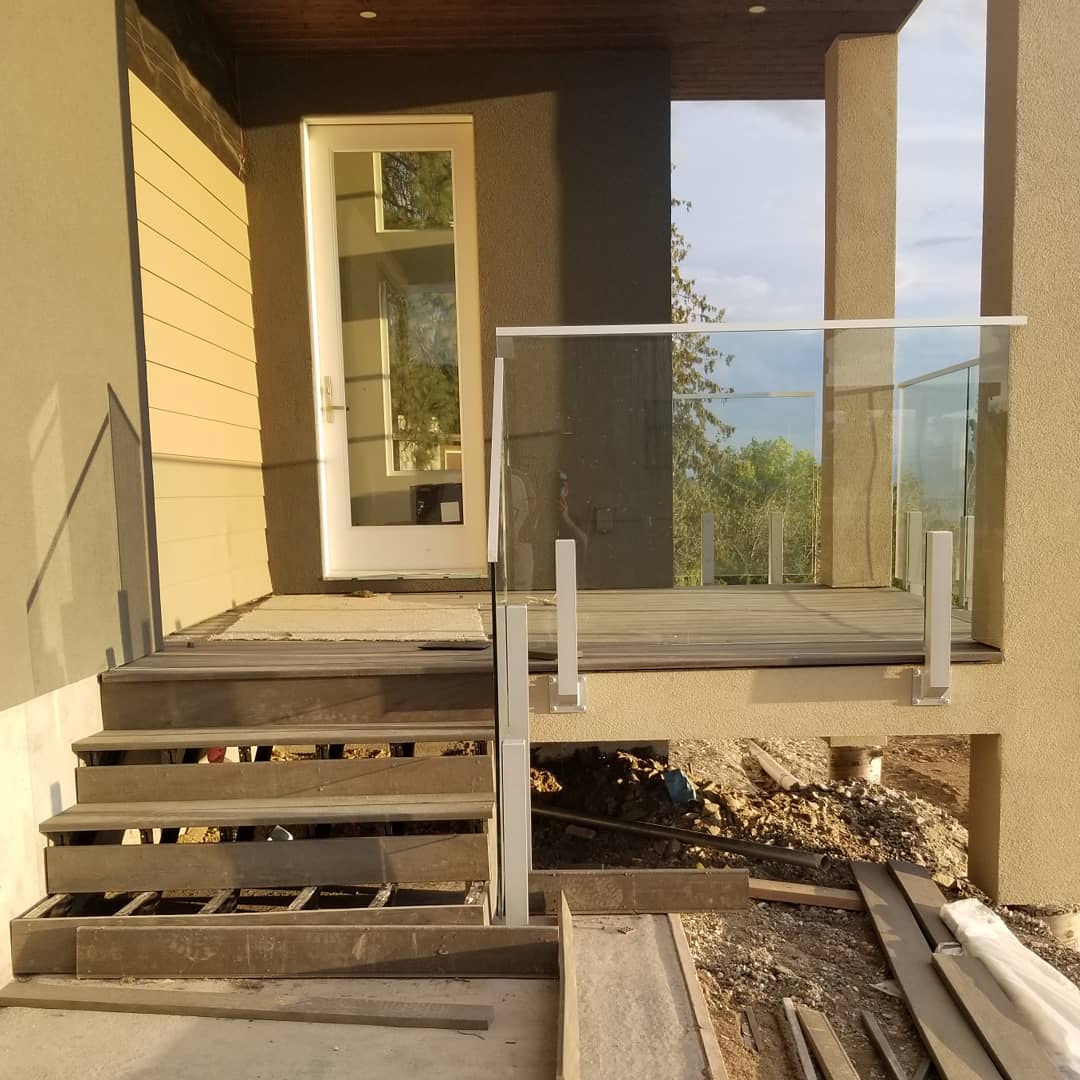 Exterior Handrails &amp; Guardrails Okanagan Glass OPS